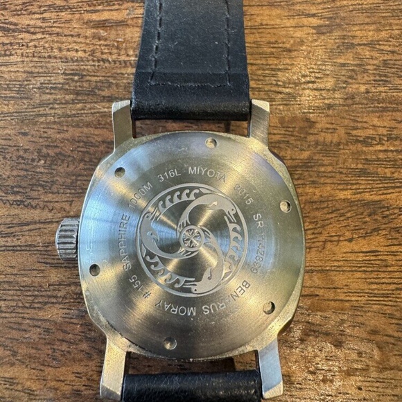 Benarus Moray Dive Watch - Picture 5 of 5